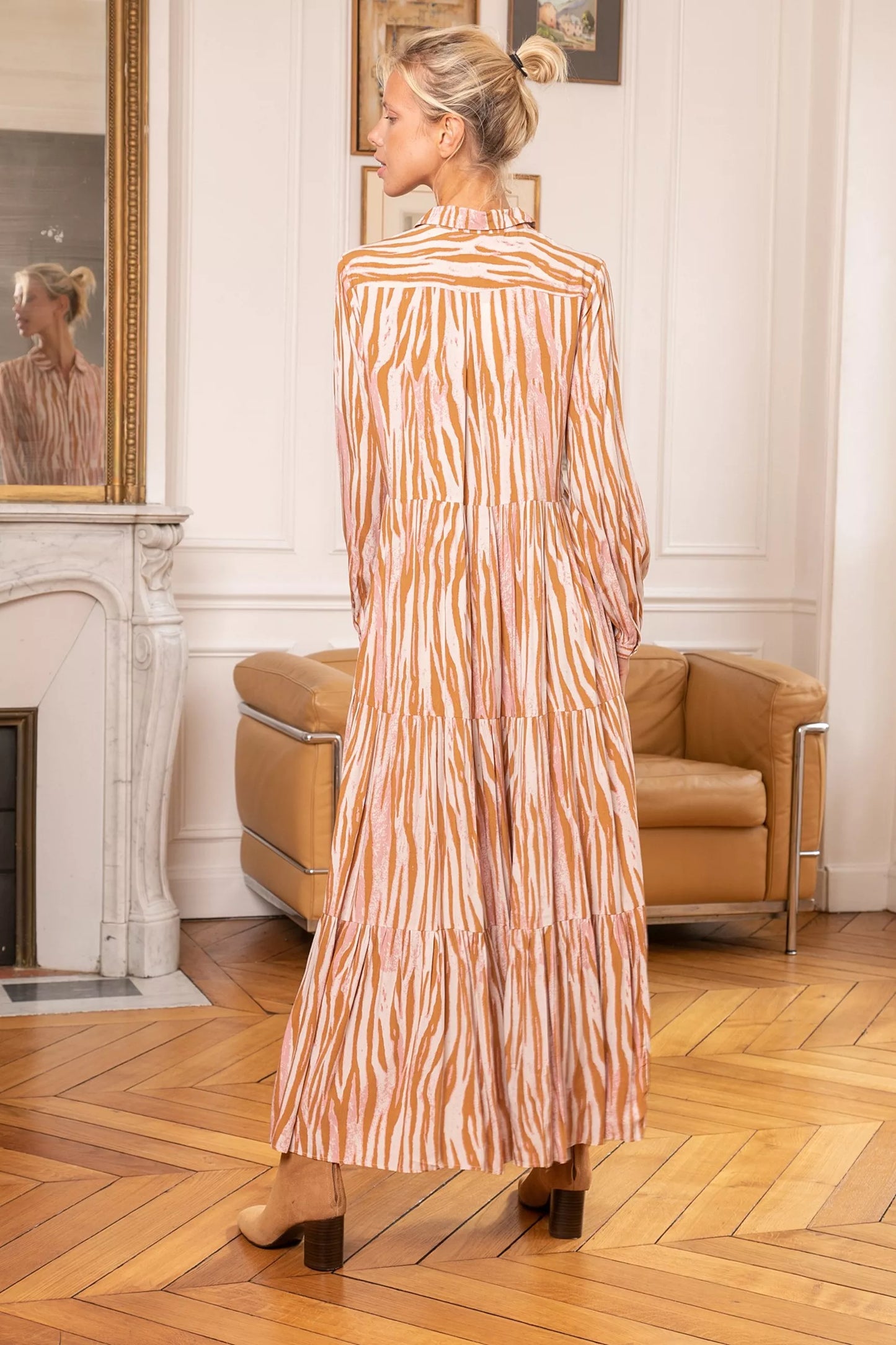 Robe longue style chemise imprimée coupe ample à fronces